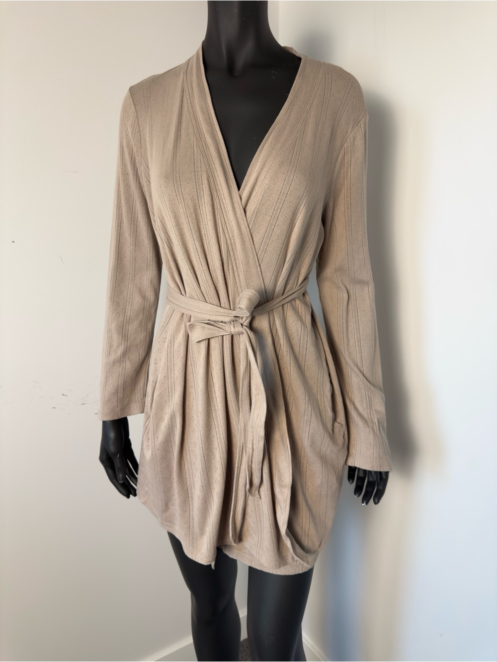 375. Aerie Robe Neutral Beige Ribbed Knit Top